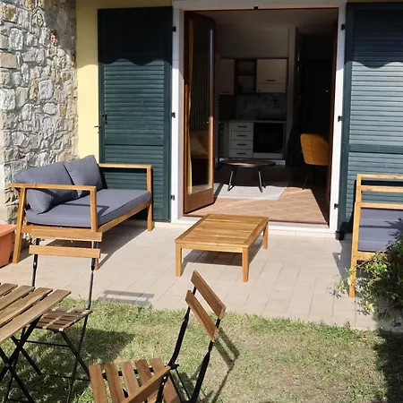 Casa Di Tino By Gadradoma Apartamento Assenza